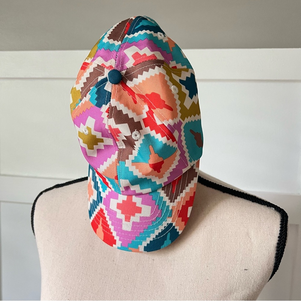 Vera Bradley women’s ball cap tribal print colorful hat EUC